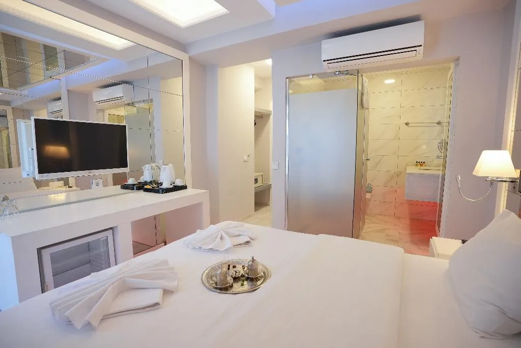 DOUBLE DELUXE WITH BALCONY Room, By Cemil Boutique Hotel, Antalya