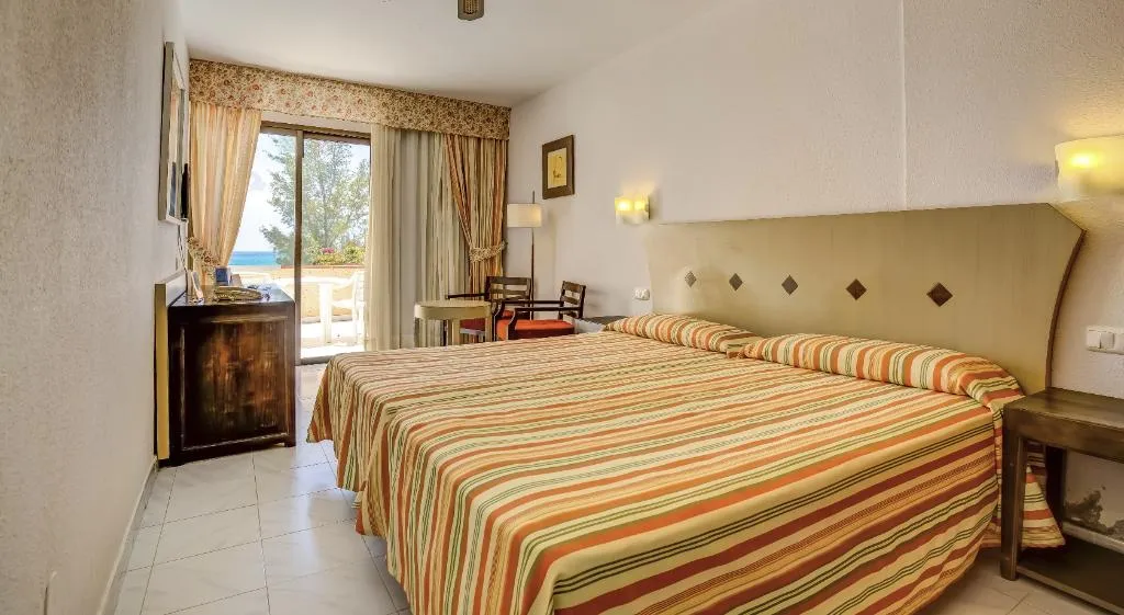 Double or Twin OCEAN FRONT Room, SBH Taro Beach, Fuerteventura