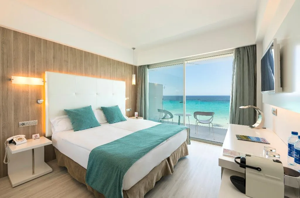 Double or Twin SUPERIOR SEA FRONT Room, Kyrat Amarac, Majorca
