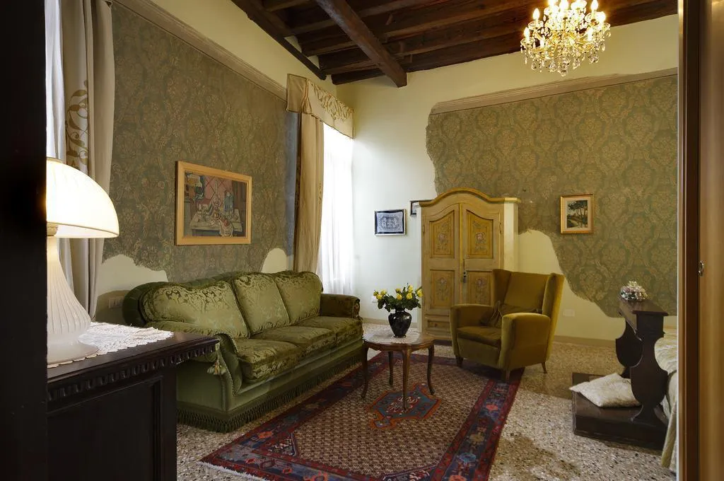 General view, Ca'del Console, Venice