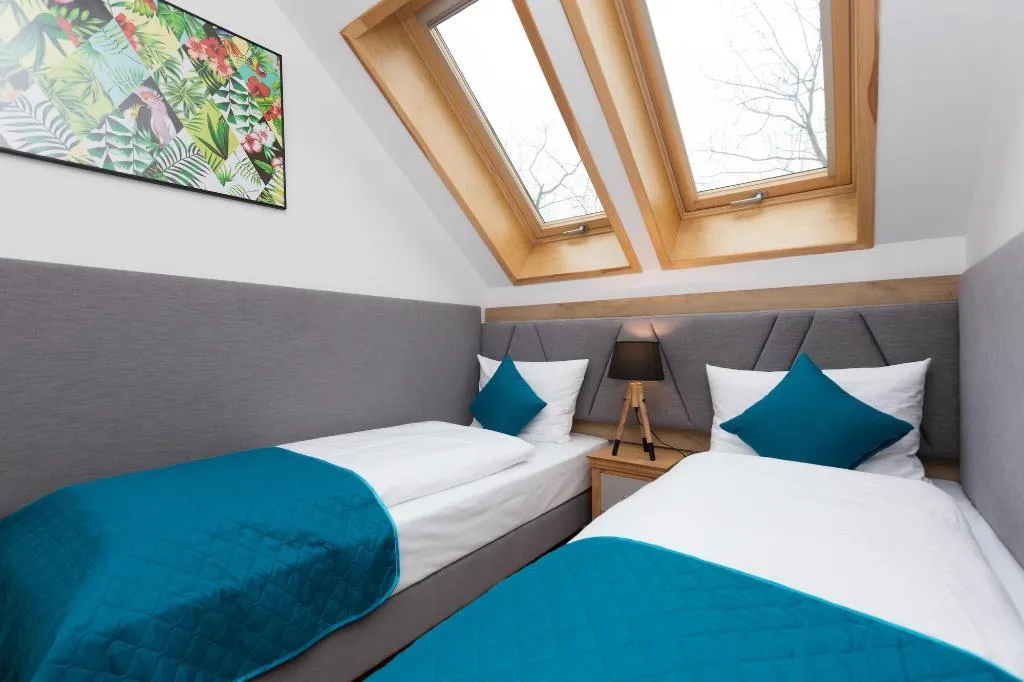 Room, 1898 Parkside Boutique Residence, Krakow
