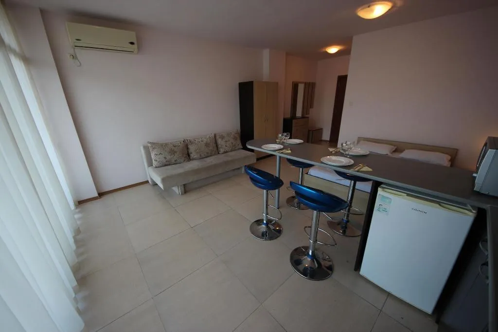 Room, Menada Grand Kamelia Apartments, Bourgas