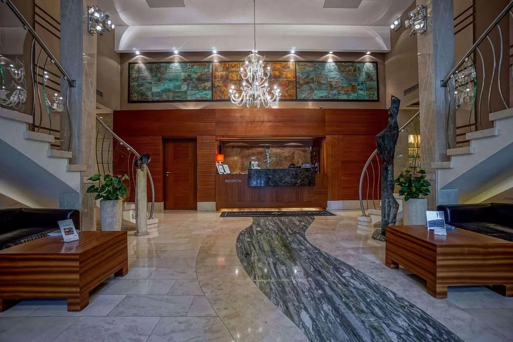 Lobby, Farmona Hotel Business & SPA, Krakow