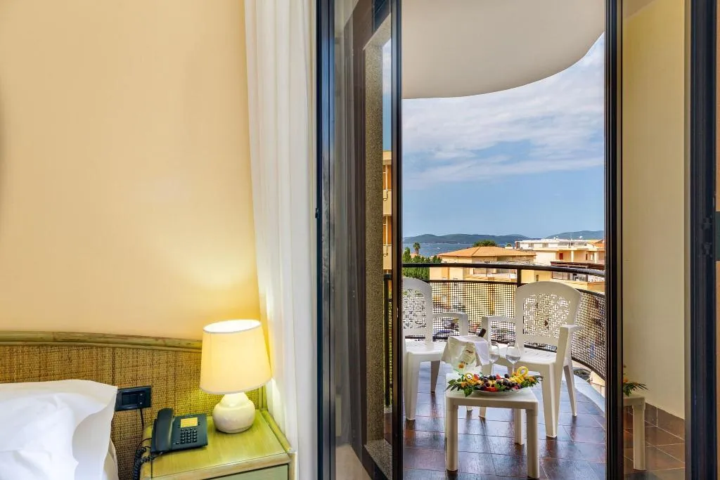Double or Twin SEA VIEW WITH BALCONY Room, Rina Hotel, Alghero