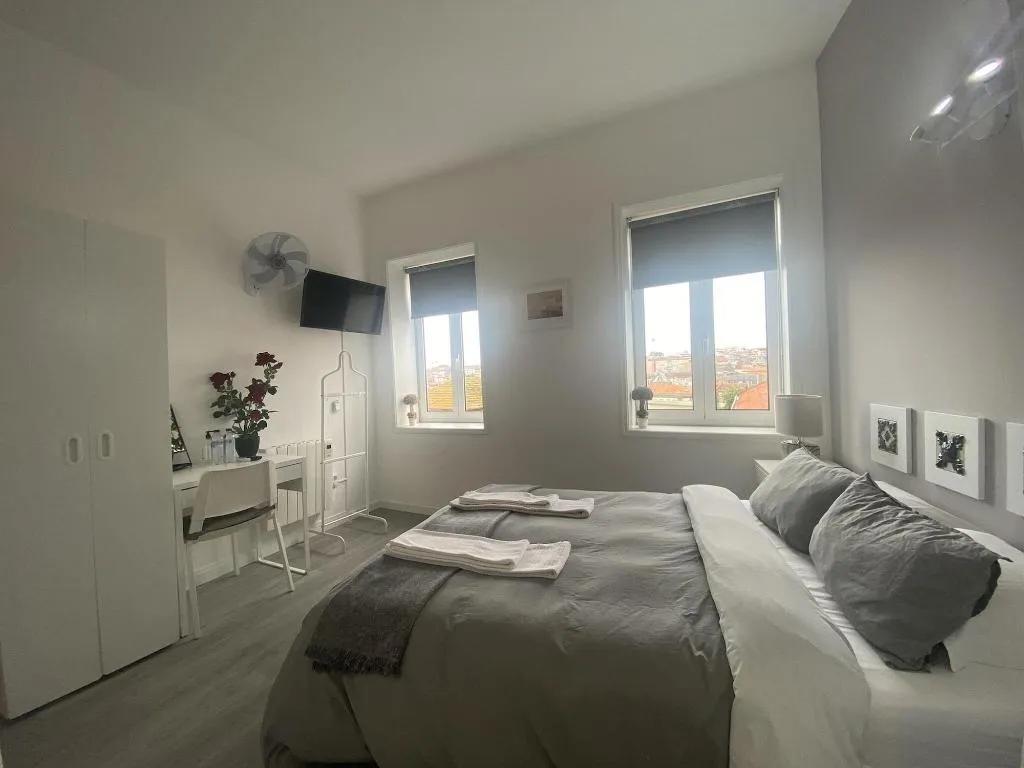 Room, Residencial Triunfo, Porto