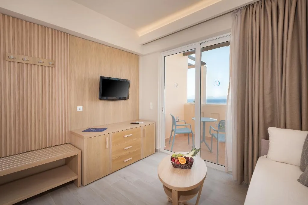 FAMILY ROOM STANDARD Room, Horizon Beach Resort, Kos