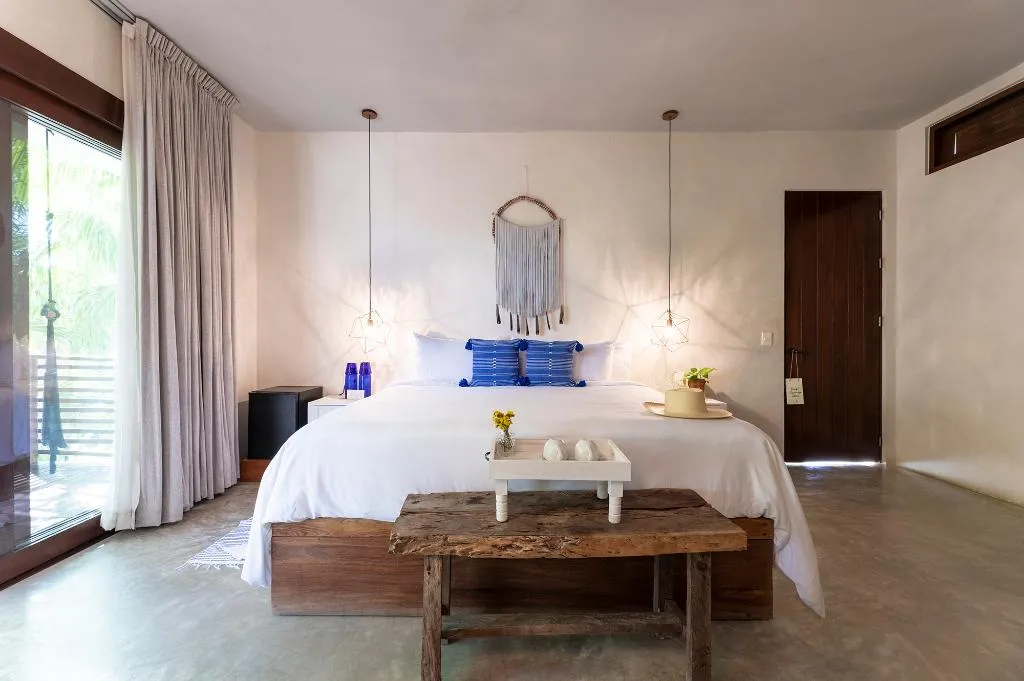 JUNIOR SUITE DELUXE OCEAN VIEW Room, Lula Seaside Boutique Hotel, Cancun Area