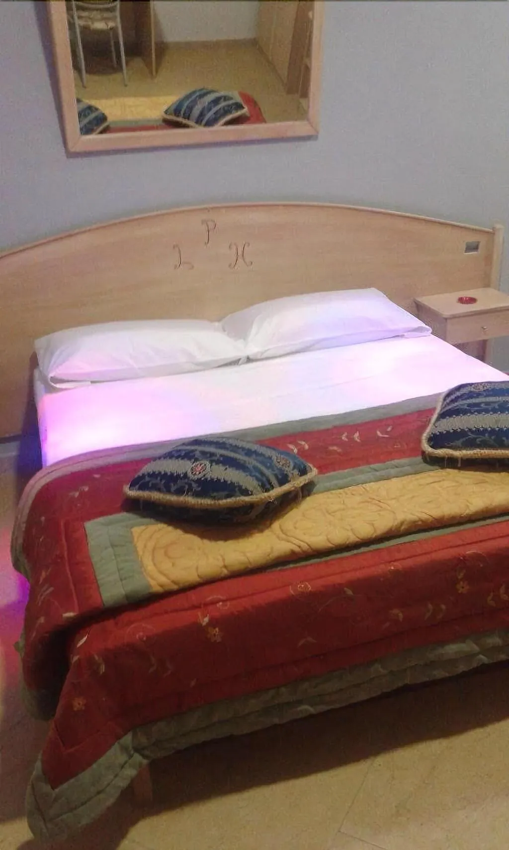 Room, Hotel LePinède, Naples
