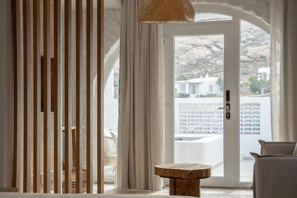 APARTMENT WITH JACUZZI Room, Senses Luxury Villas & Suites, Mykonos