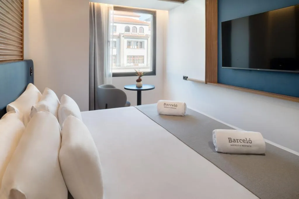 Double or Twin SUPERIOR WITH VIEWS Room, Barceló Santa Cruz Contemporáneo, Tenerife