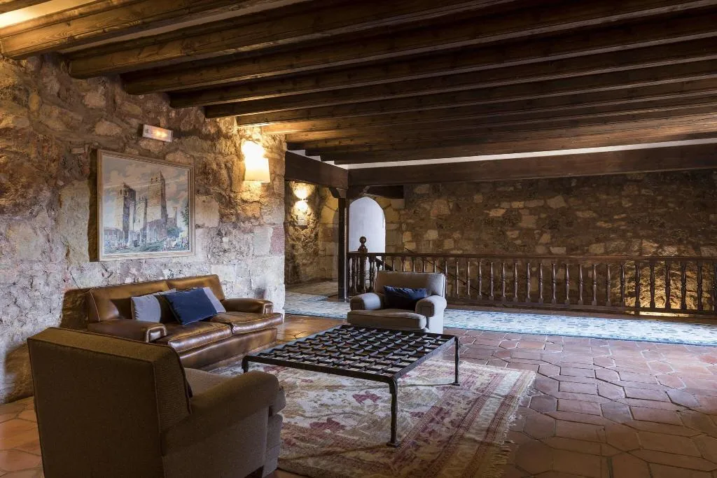 Lobby, Parador de Sigüenza, Madrid