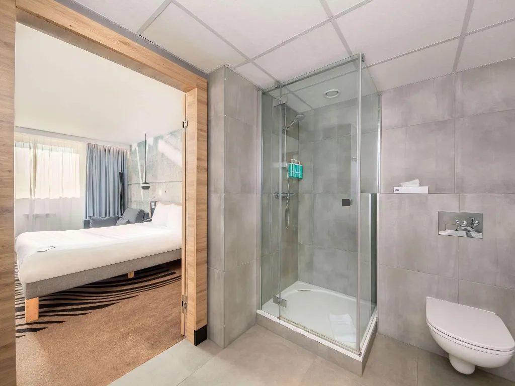 SUITE WITH KITCHENETTE Room, Novotel Krakow City West, Krakow