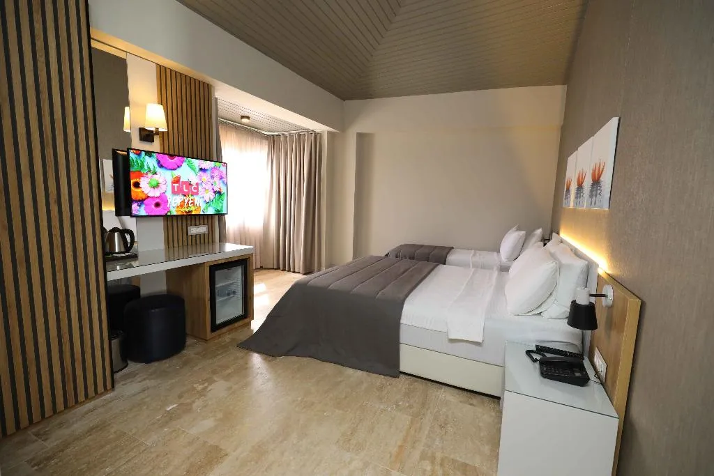 TRIPLE DELUXE Room, Ariel Hotel Alacati, Izmir