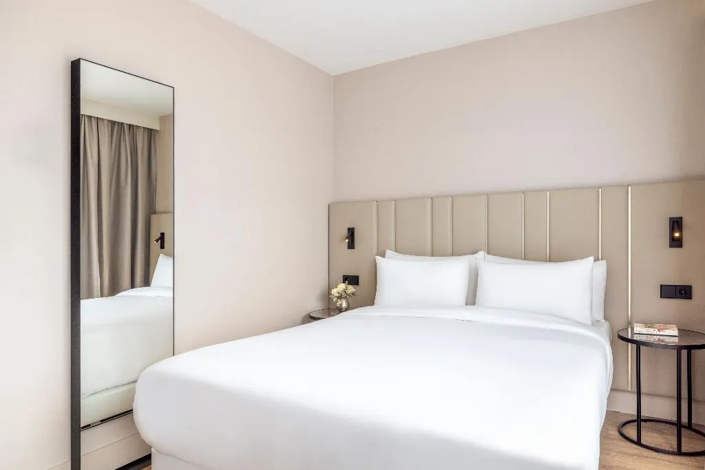 DOUBLE STANDARD Room, NH Amsterdam Leidseplein, Amsterdam