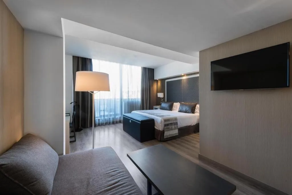 Room, Catalonia Square, Barcelona