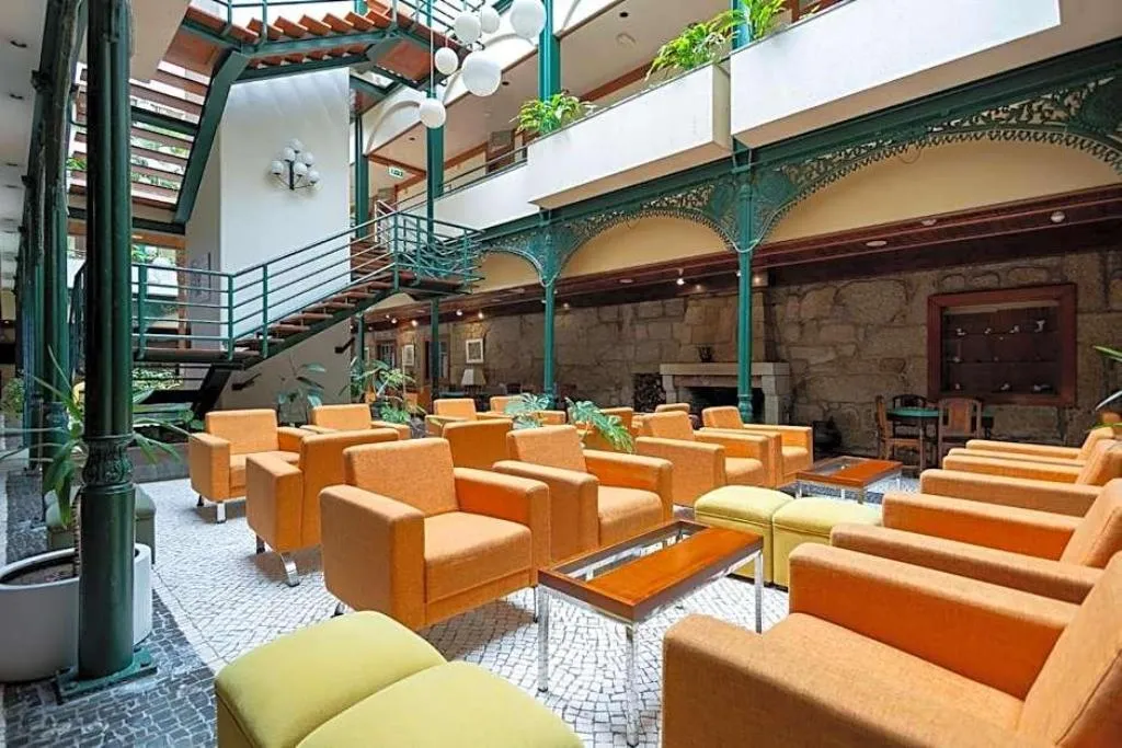 General view, Universal, Porto