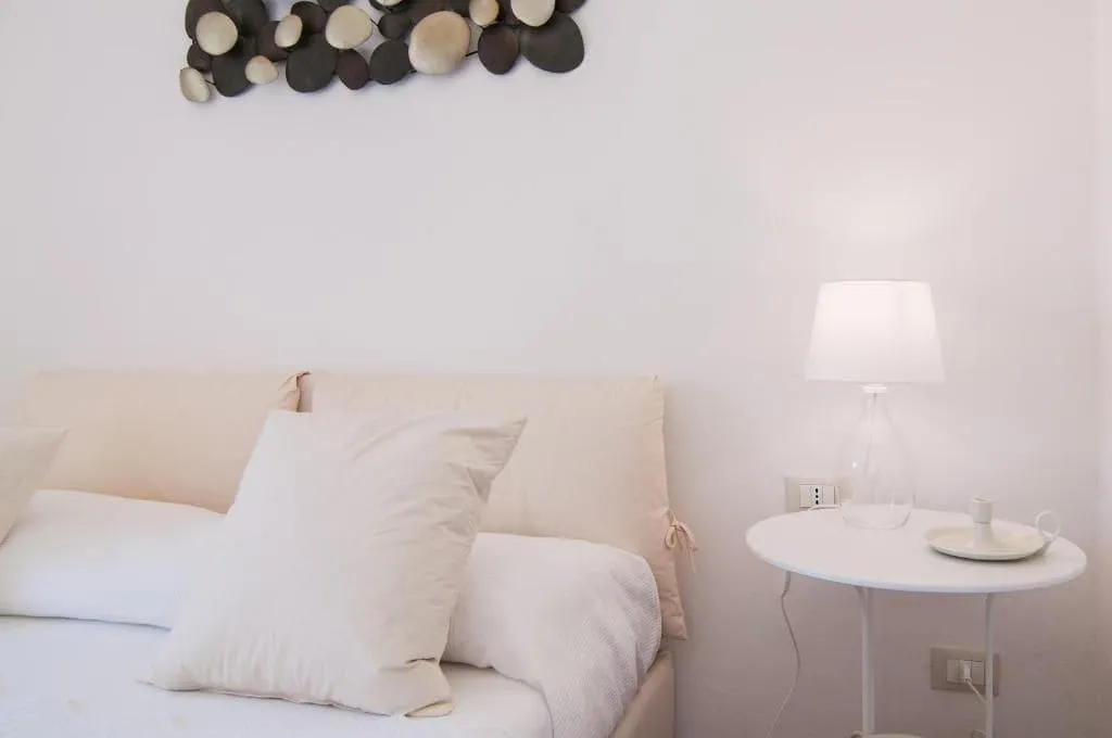 Room, Intalloi, Catania