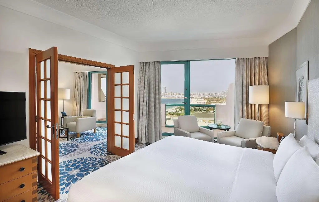 SUITE SEA VIEW Room, Hilton Dubai Jumeirah, Dubai