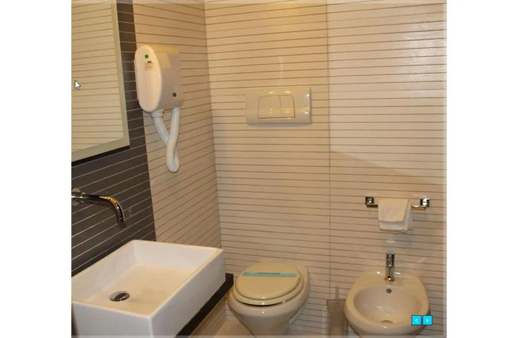 Room, Admeto, Palermo