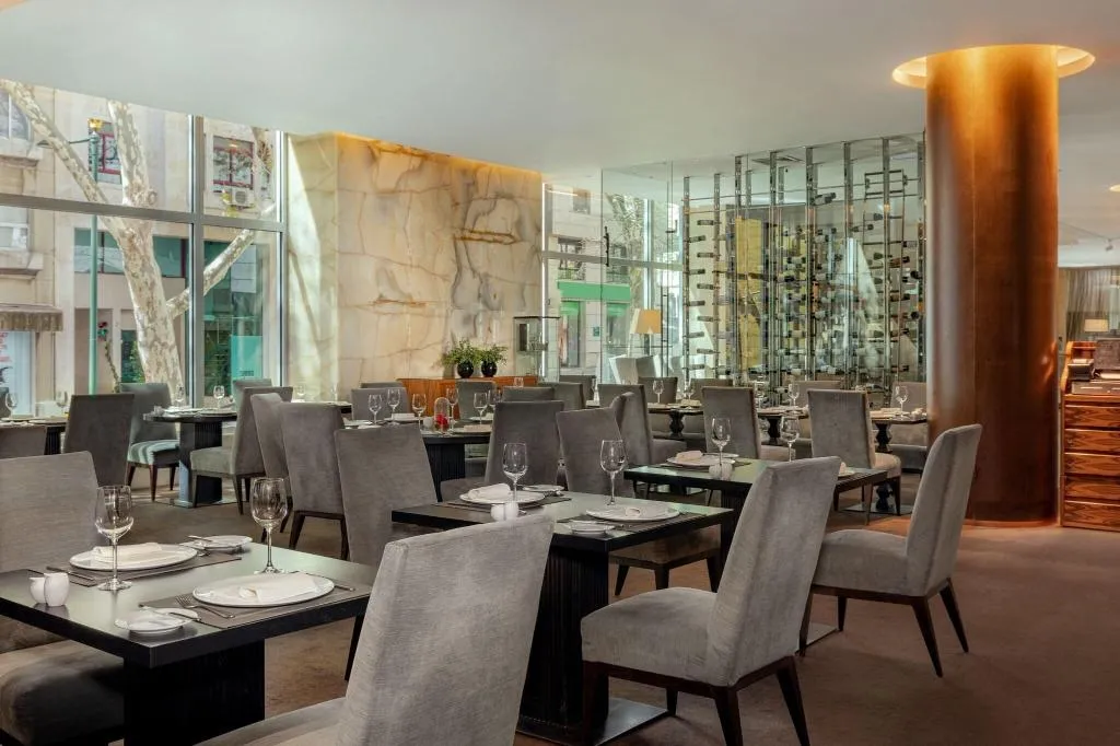 Lobby, Sheraton Lisboa Hotel & Spa, Lisbon