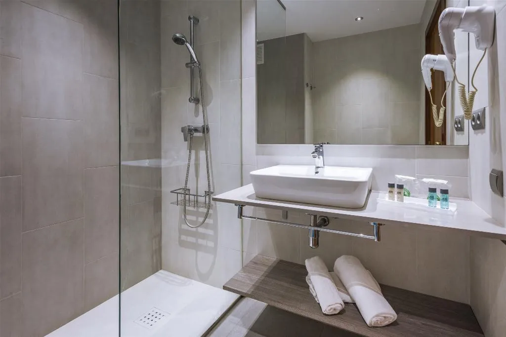 SINGLE STANDARD Room, 4R Salou Park Resort I, Costa Dorada