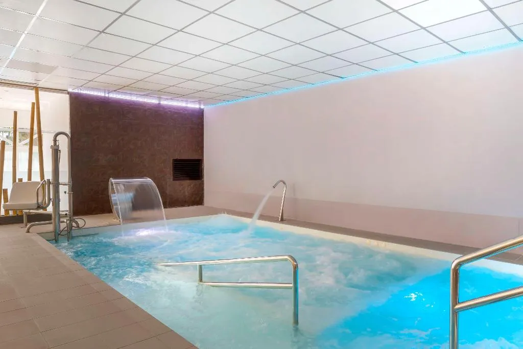 Pool, Royal Oasis Club at Pueblo Quinta, Costa Del Sol