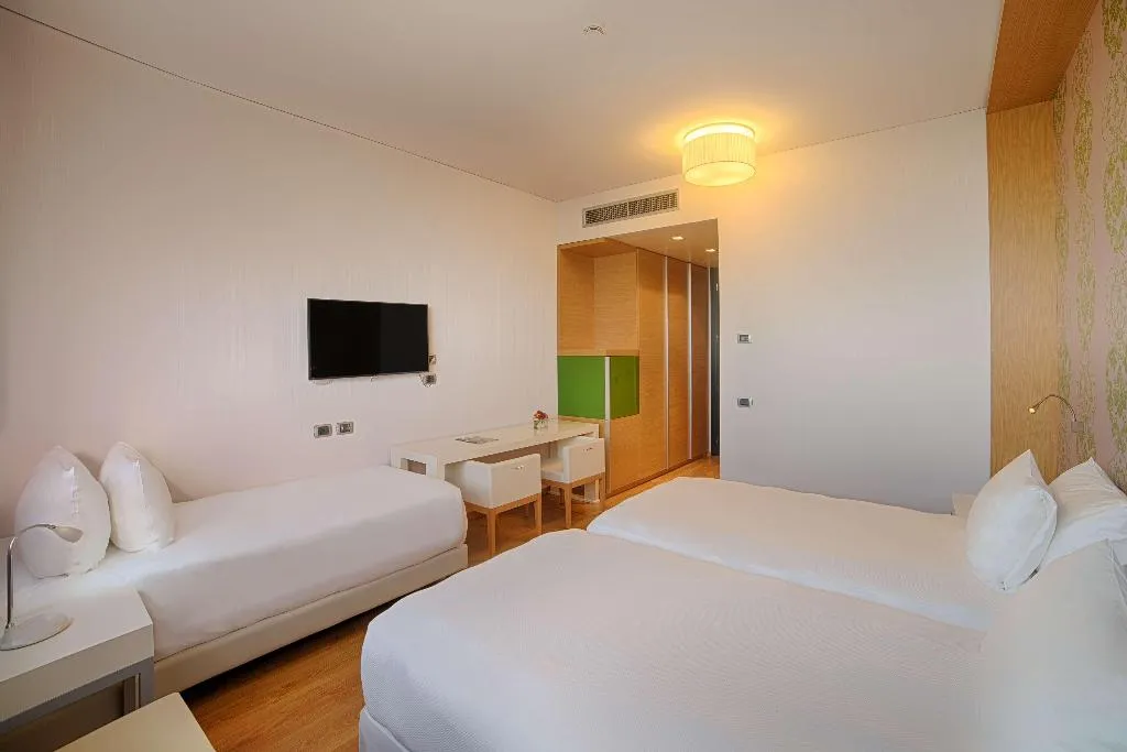 TRIPLE STANDARD Room, NH Milano Fiera, Milan
