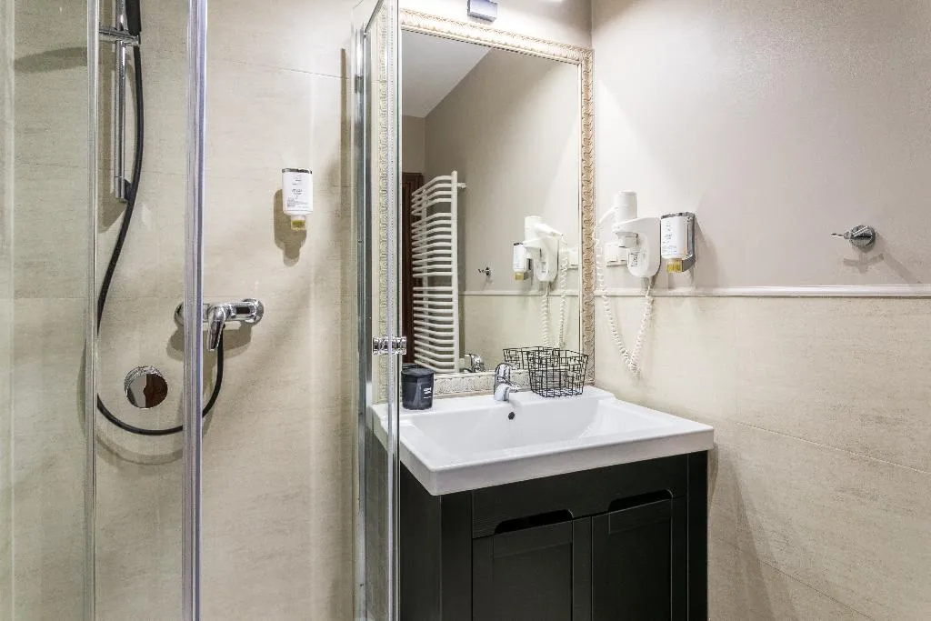 Double or Twin SUPERIOR Room, Pergamin Aparthotel, Krakow