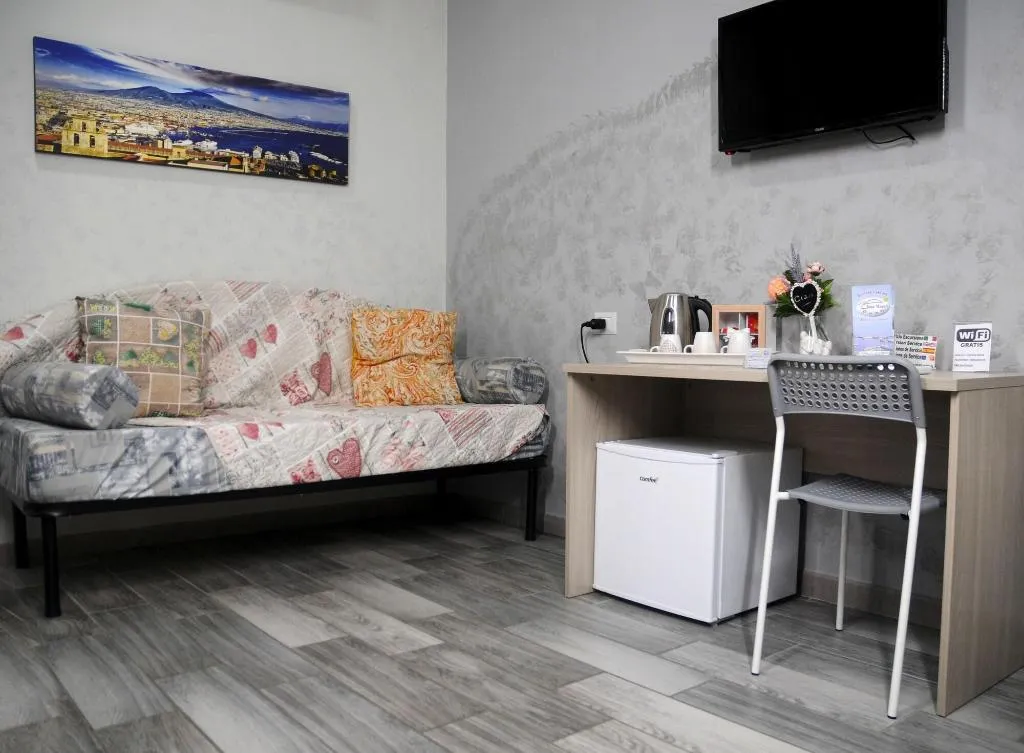 Room, B&B Viva Napoli, Naples