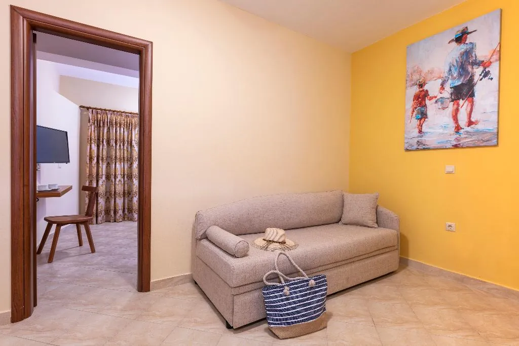 APARTMENT CAPACITY 4 Room, Summer Sun, Kefallinia