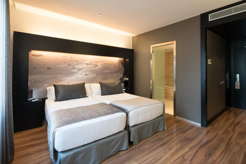 DOUBLE SINGLE USE STANDARD Room, Catalonia Catedral, Barcelona