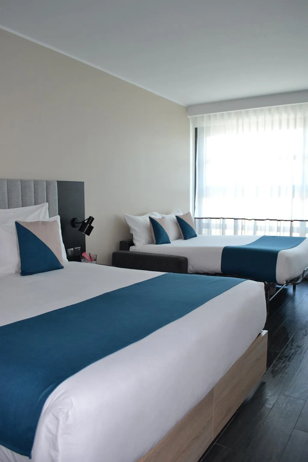 QUADRUPLE STANDARD Room, be.HOTEL, Malta
