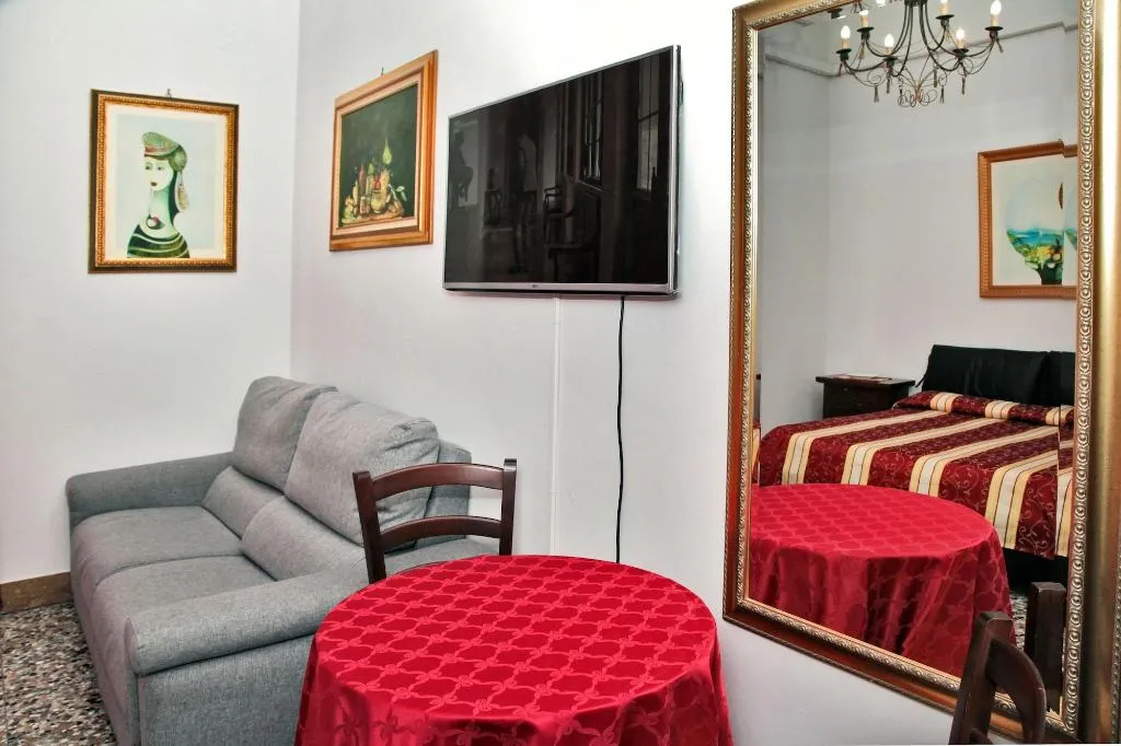 Room, Crispi Rooms, Catania