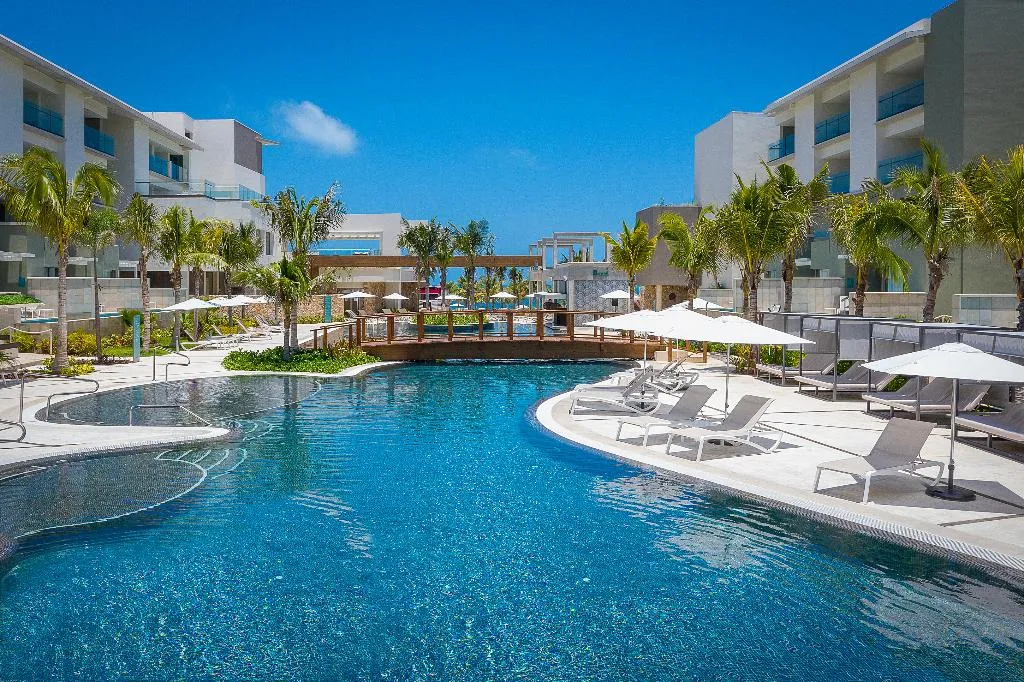 Pool, Catalonia Grand Costa Mujeres All Suites & Spa, Cancun Area