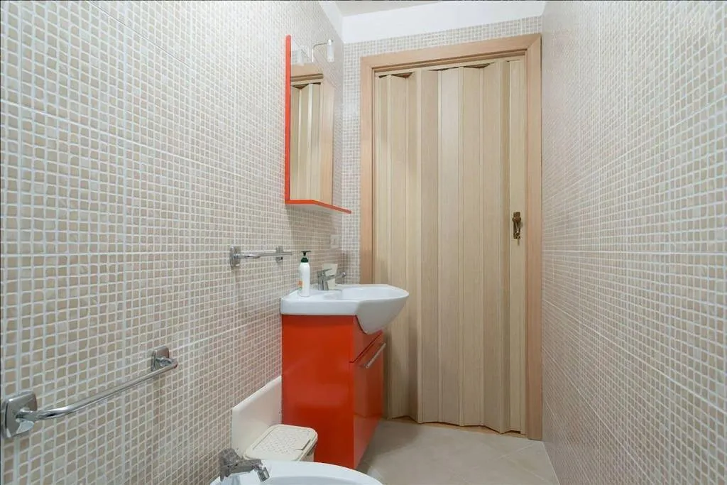 Room, Casa Mariella, Naples
