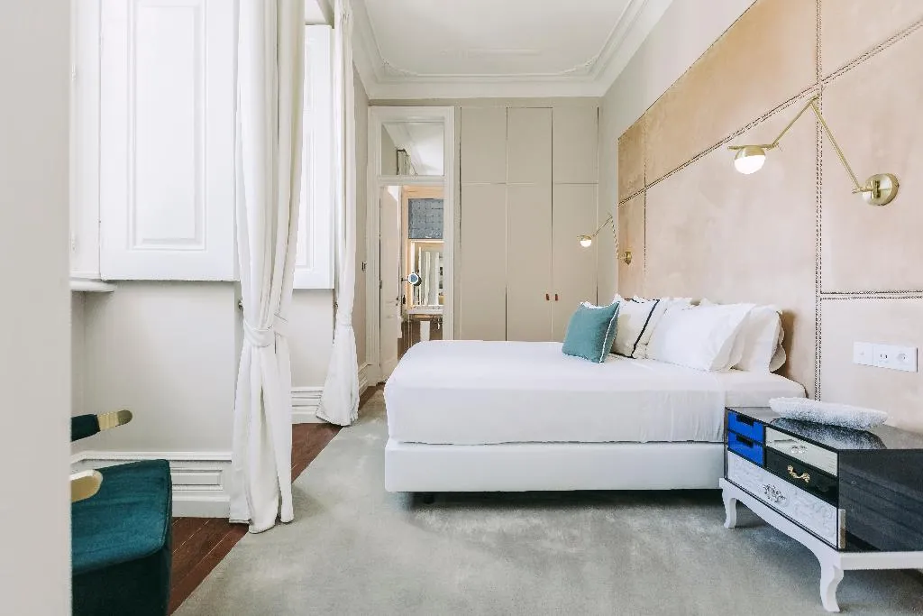 SUITE DELUXE CITY VIEW Room, Torel Palace Lisboa, Lisbon