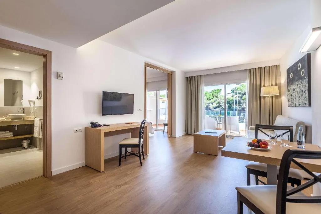 Room, Zafiro Bahia, Majorca