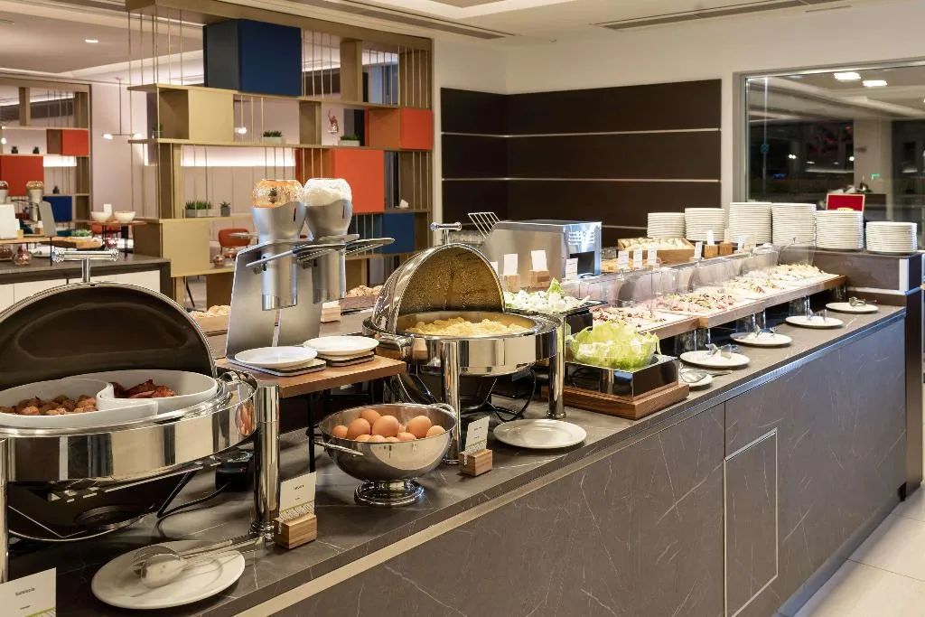 Restaurant, Doubletree by Hilton Milan Malpensa Solbiate Olona, Milan