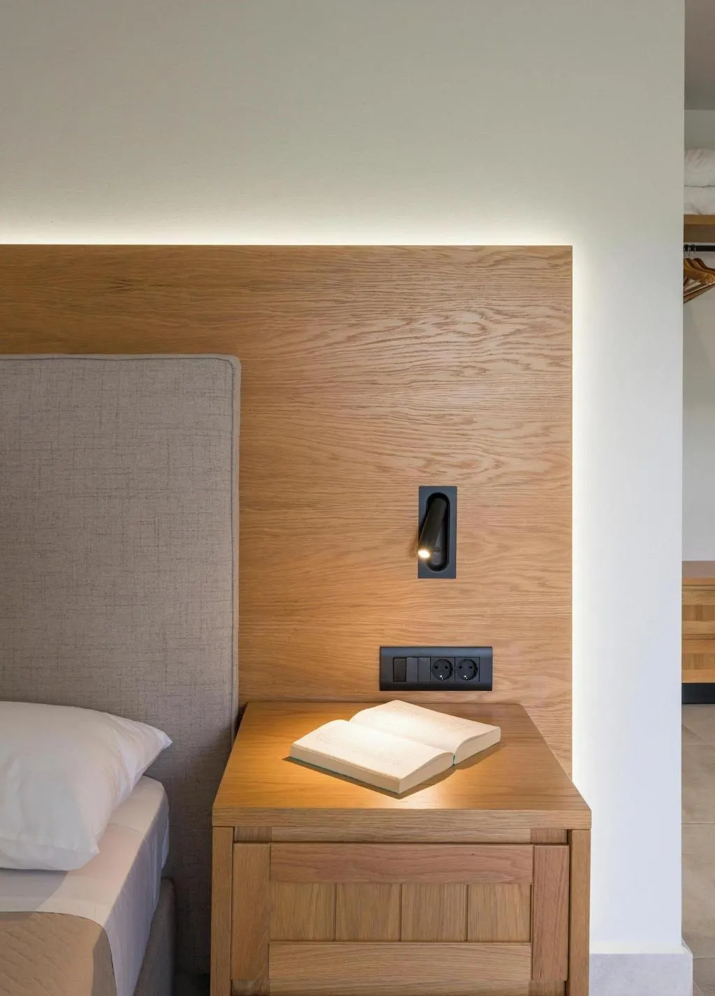 Room, Petritos Rooms And Studios, Crete