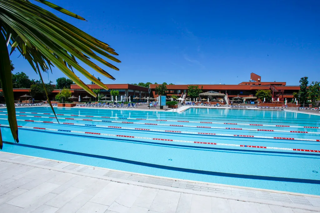Pool, Excel Milano 3, Milan