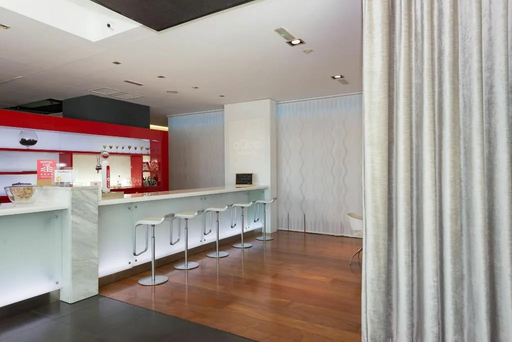 Bar, Hotel Luz Castello, Valencia