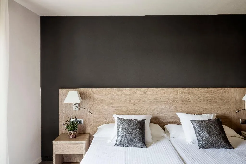 Double or Twin STANDARD Room, Balneari Termes Victòria, Barcelona