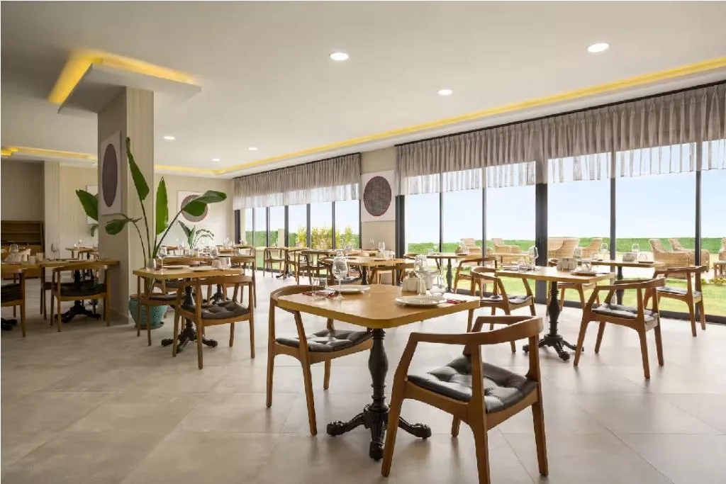 Restaurant, Ramada By Wyndham Cesme, Izmir
