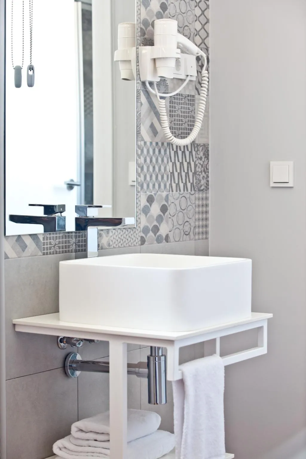 Double or Twin STANDARD Room, Ryans La Marina, Ibiza