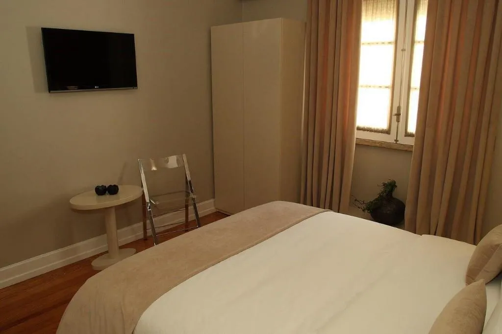 Room, Castilho House, Lisbon