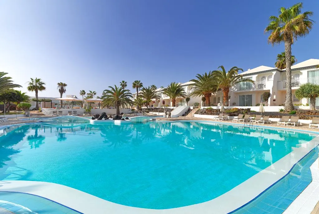 Pool, H10 Ocean Suites, Fuerteventura