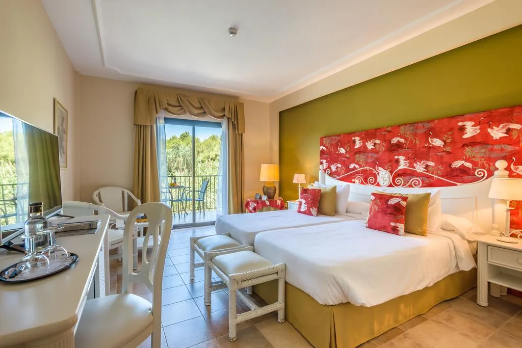 Double or Twin STANDARD Room, Lago Garden Apart-suites & Spa Hotel, Majorca