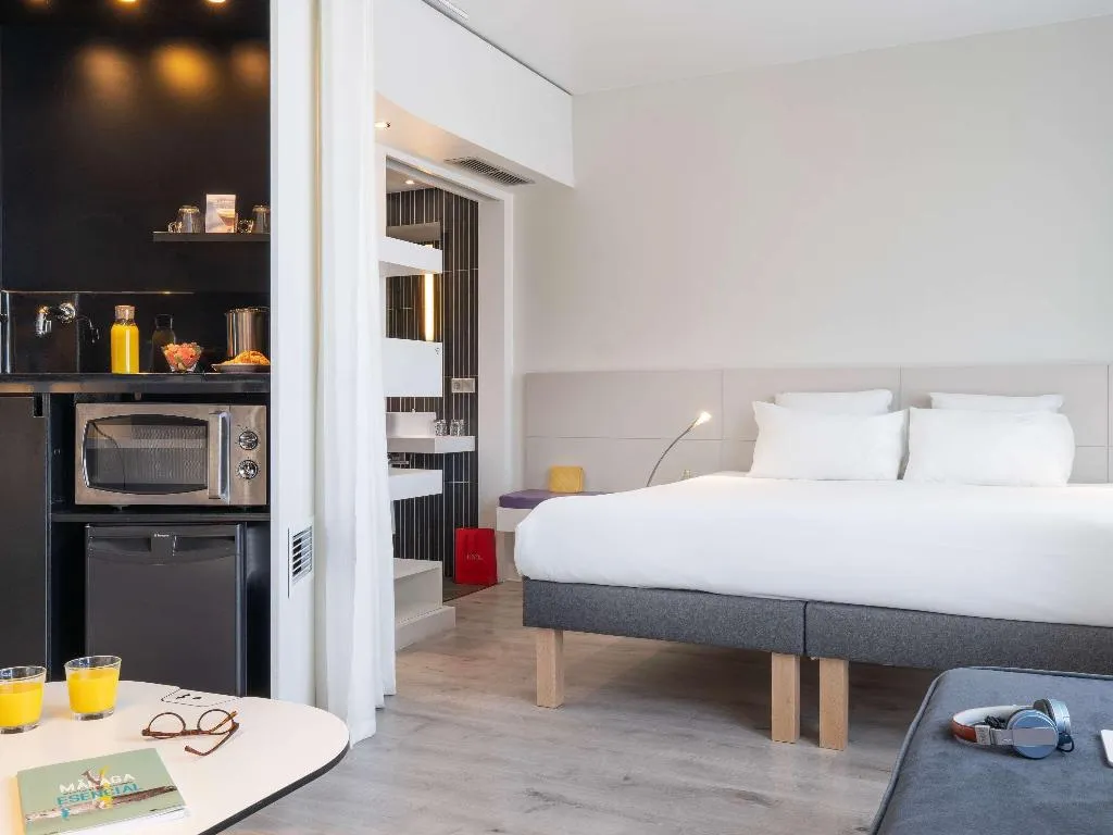 SUITE SUPERIOR WITH DOUBLE BED Room, Novotel Suites Malaga Centro, Costa Del Sol
