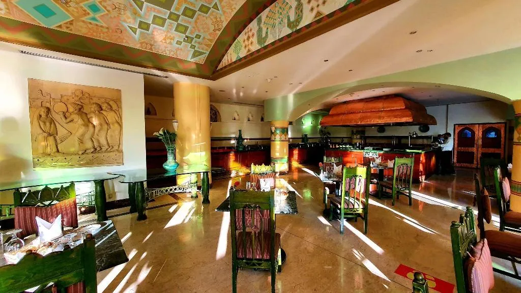 Restaurant, Steigenberger Nile Palace, Luxor