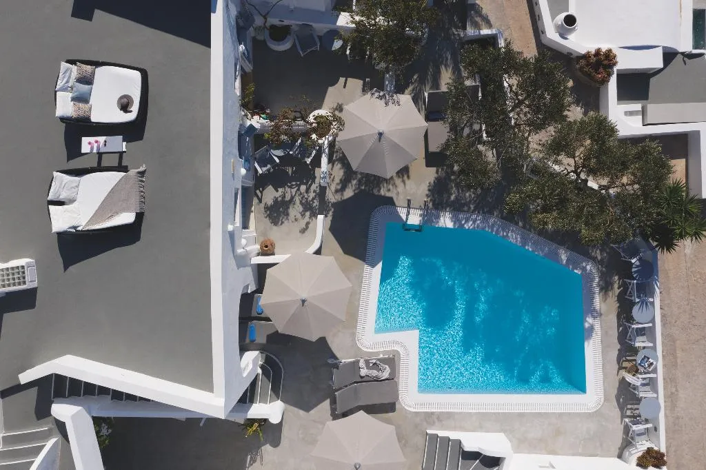 Pool, Remezzo Villas, Santorini